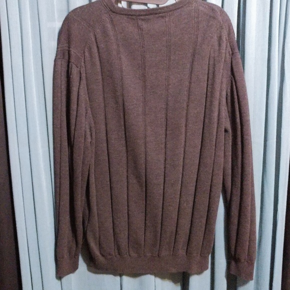 🌿2 for $20🌿 Mens LG Axist Navy Sweater - Picture 2 of 3